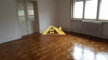 vand-casa-zona-centrulocuibila-imediat-6